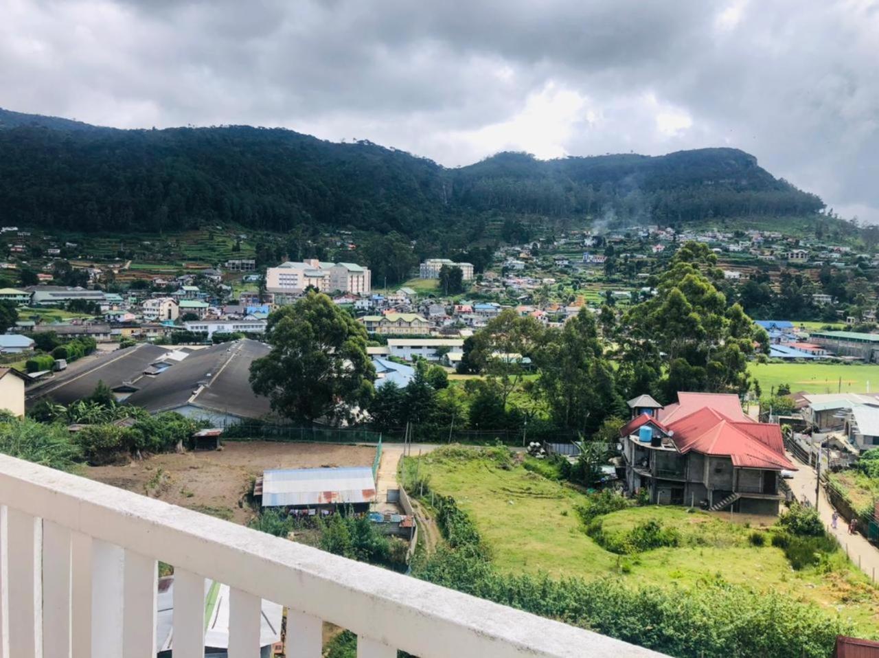 Hikers Inn Nuwara Eliya Extérieur photo