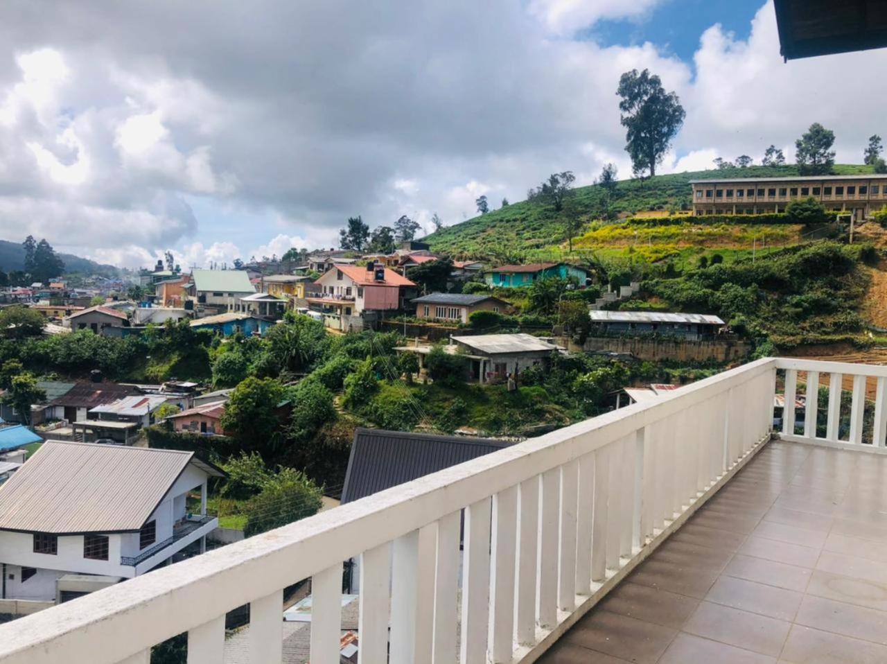 Hikers Inn Nuwara Eliya Extérieur photo