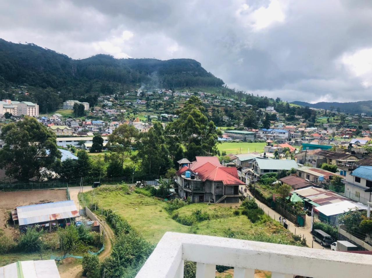 Hikers Inn Nuwara Eliya Extérieur photo
