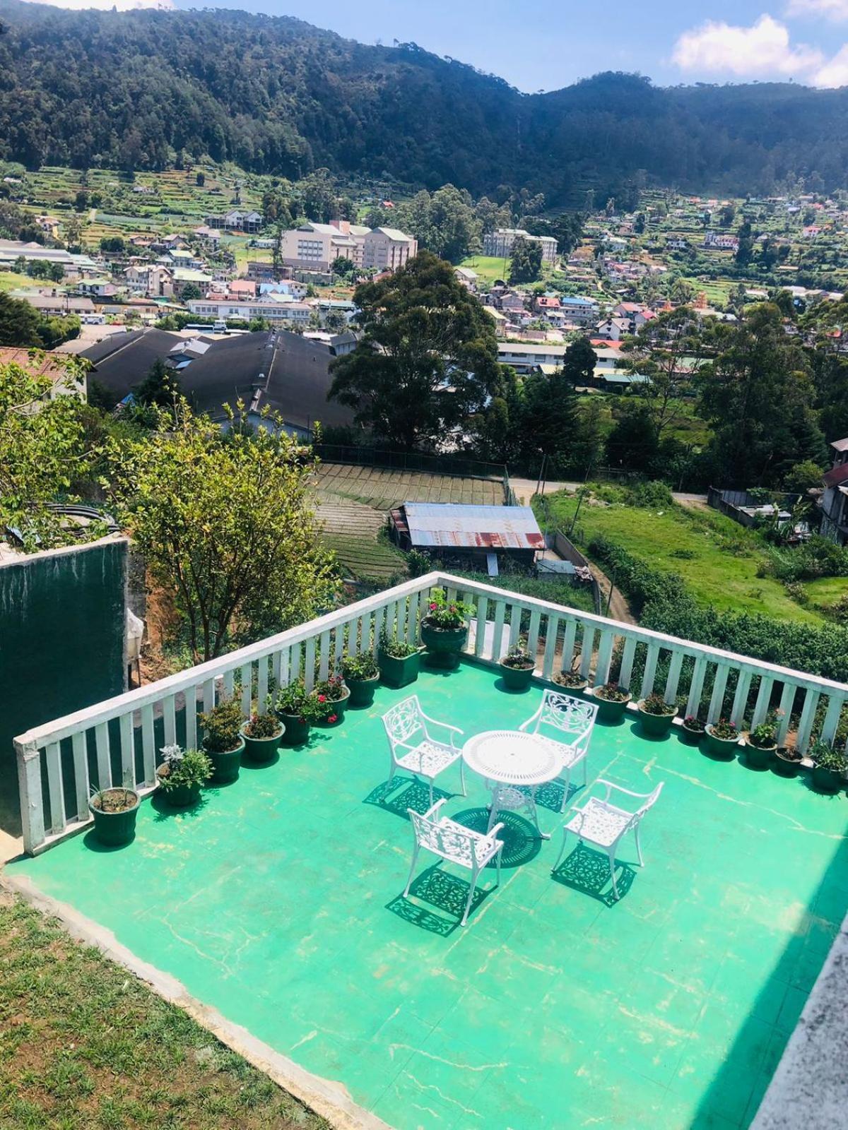 Hikers Inn Nuwara Eliya Extérieur photo
